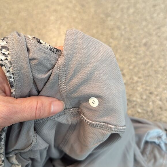 LULULEMON Floral Elevate Tank - Picture 6 of 9